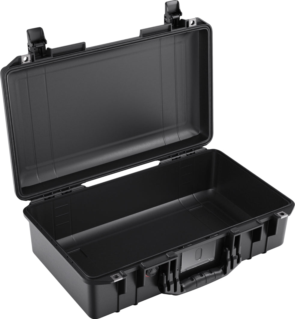 Pelican 1525 Black No Foam UPDATED LATCHES