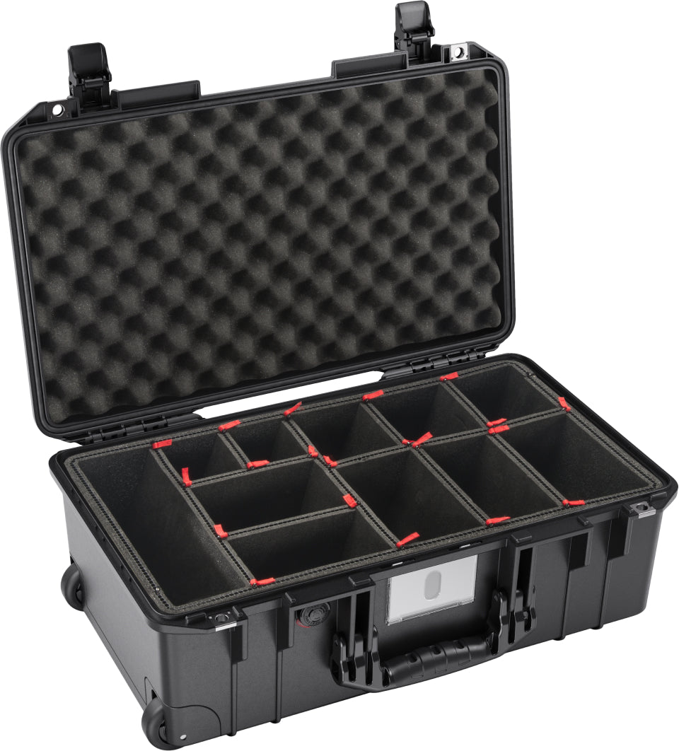 Pelican 1535 Black TrekPak UPDATED LATCHES