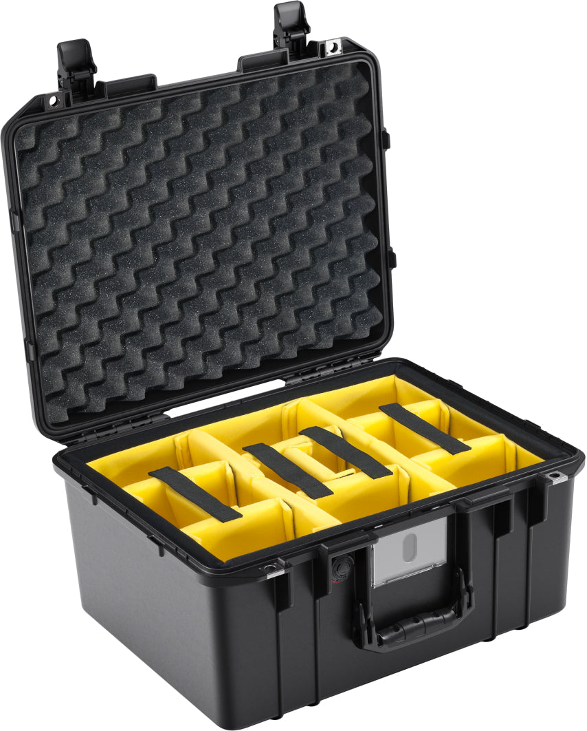 Pelican 1557 Black Padded Dividers UPDATED LATCHES