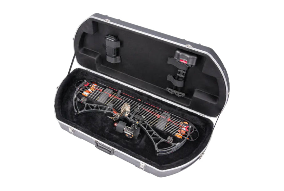 SKB bow case mathews hunter xl series 2SKB 4120M black open side