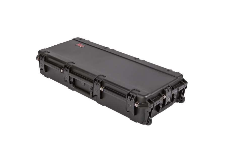 SKB iSeries 4217 Small Watertight Ice Fishing Case 7.5" Deep Front Closed Angle