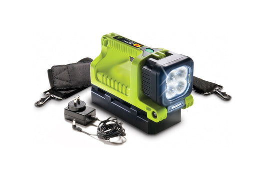Pelican 9415 Flashlight