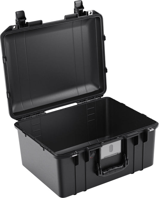 Pelican 1557 Black No Foam UPDATED LATCHES
