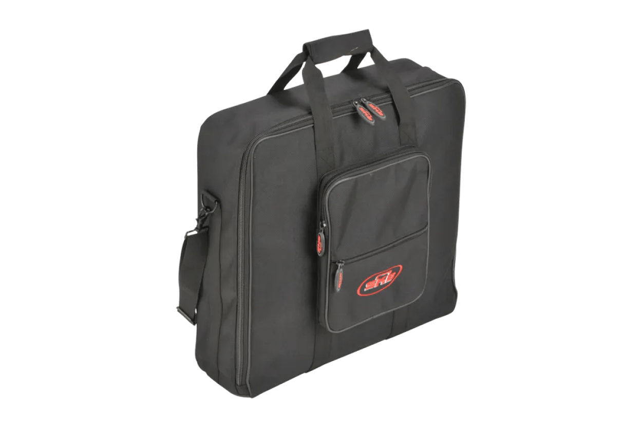 SKB UB1818 Medium Universal Fishing Bag Closed Angle